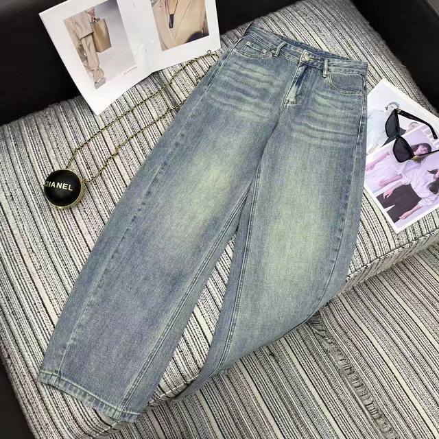 强烈推荐 25年早秋系列 Mon*新款弯刀牛仔裤 洗水颜色好看 Sml .