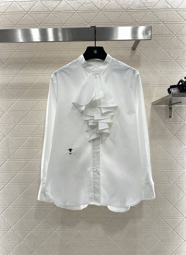 Dio*2025新品上架 堆叠蛋糕领衬衣 定制Yb斜纹全棉材质，质感光泽，舒适透气，长袖衬衫版型，利落宽松廓形裁剪，大身经典素色，百搭不挑氛围年龄，小立领边向下
