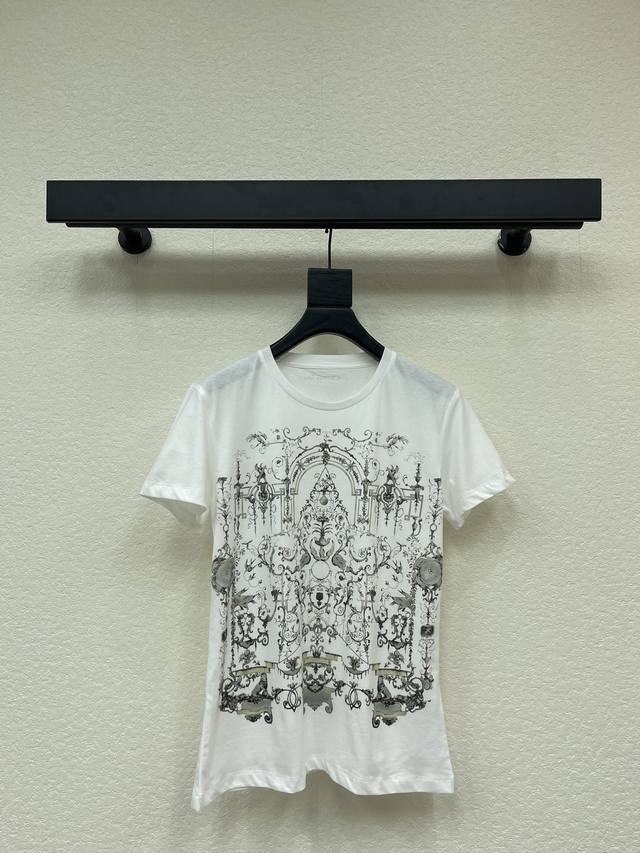 Dio*26早春新款五角星字母印花短袖T恤 高密度时髦运动风 每个日常的穿搭 俏皮减龄充满元气的设计元素 高品质 尺码Sml Aa.