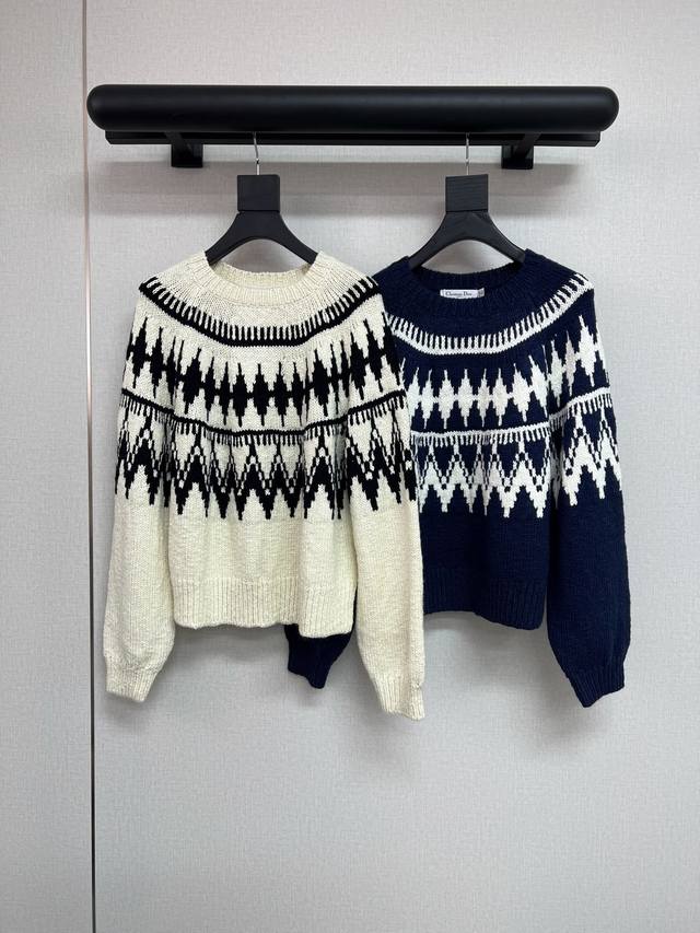 高品质Di*R 2025滑雪Alps系列 这个系列真的太好看了 与雪季无限适配～ 粗线定制混色纱线 拼色菱格纹撞色设计 宽松廓形真的超级包容 面料软软糯糯又厚实