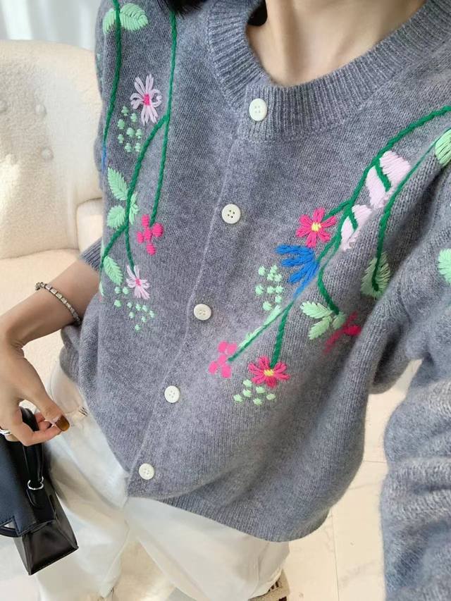 全毛重工刺绣开衫 五色 均码