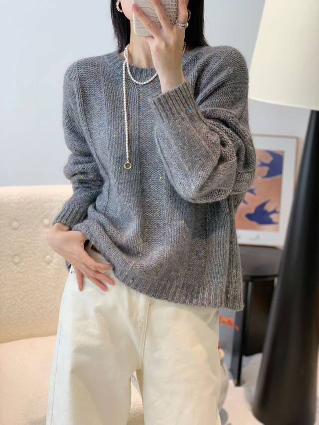 浣熊珠片圆领套头衫 四色 均码