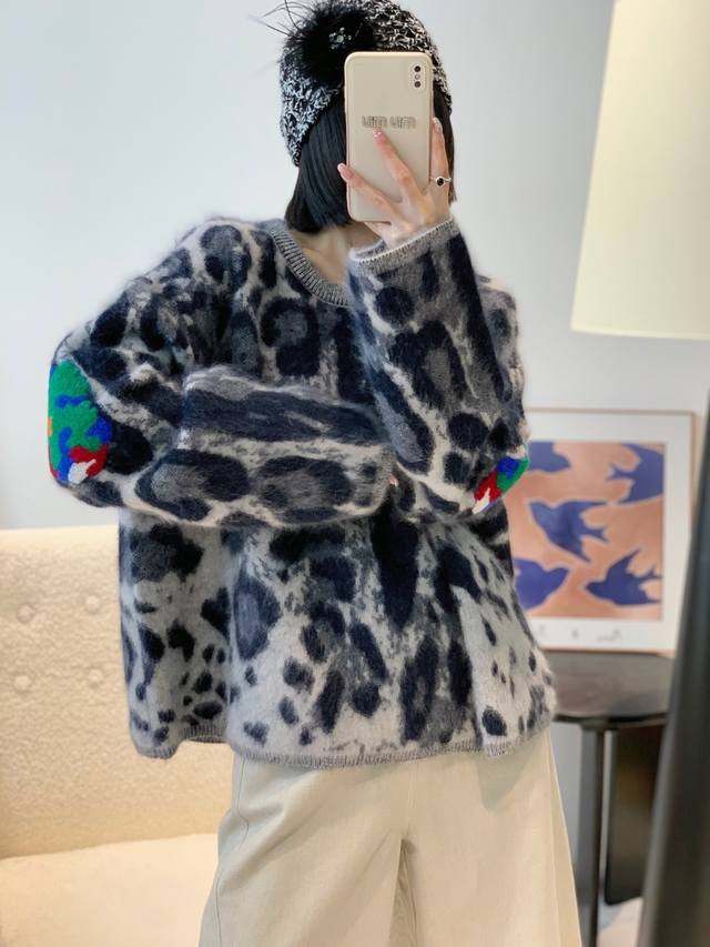 贝熊绒豹纹套头衫 单色 均码