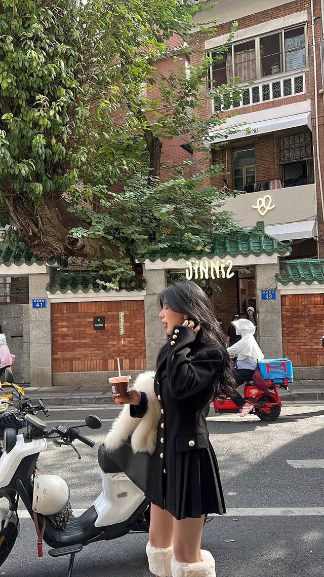 设计感单排扣压褶西装裙 黑 灰 咖 Smlp