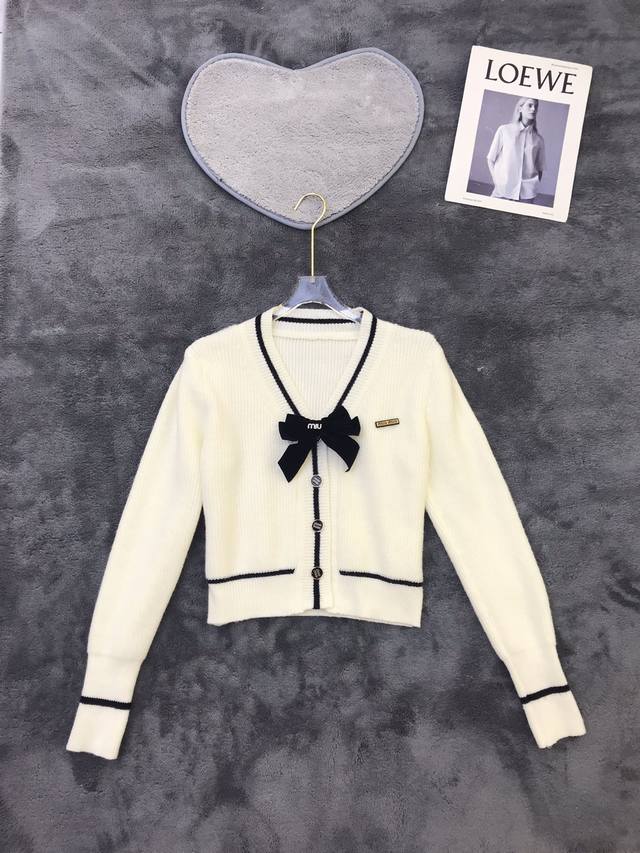 新款蝴蝶结针织毛衣，白杏红三色 S M L