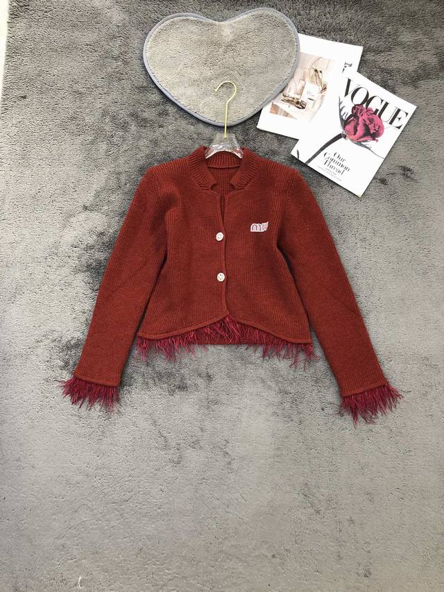 设计感羽毛毛衣开衫 Smlp