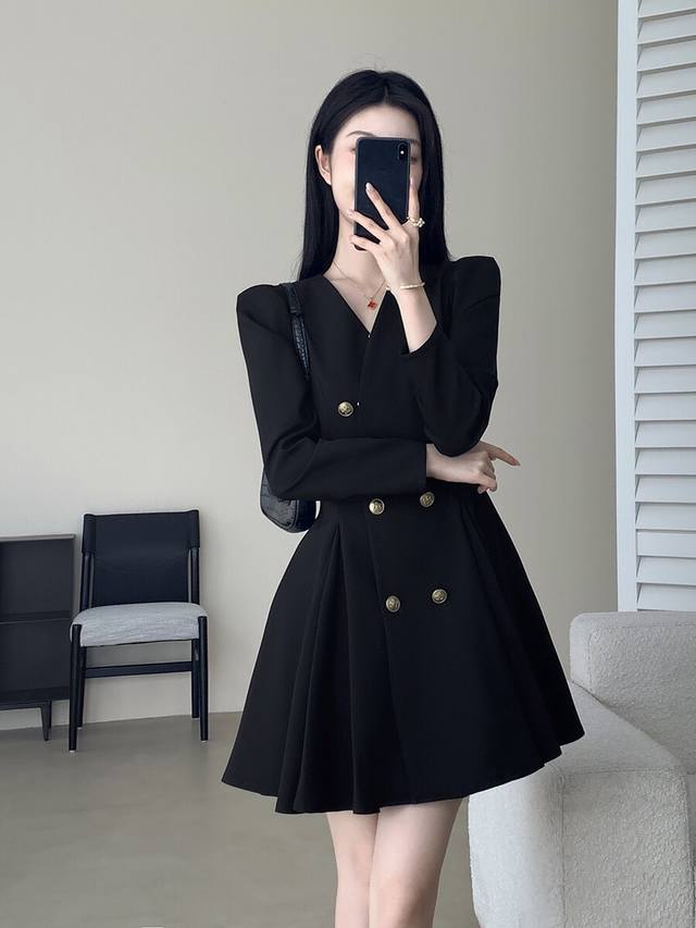 设计感V领双排金扣西装连衣裙 Smlp