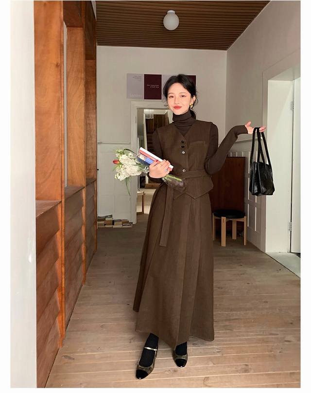 新款 复古西装系带马甲+百褶半裙3件套 Smlpxl