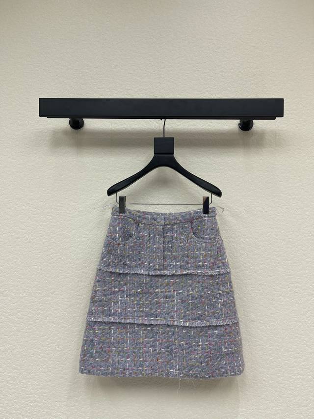Chane*25秋冬新品小香风高级减龄香芋紫编织粗花呢半裙 绝美名媛风彩纱编织面料实物超美 粉嫩粉嫩的简直自带优雅感 令人心动的小香风 粉色控必入 定制配色五金