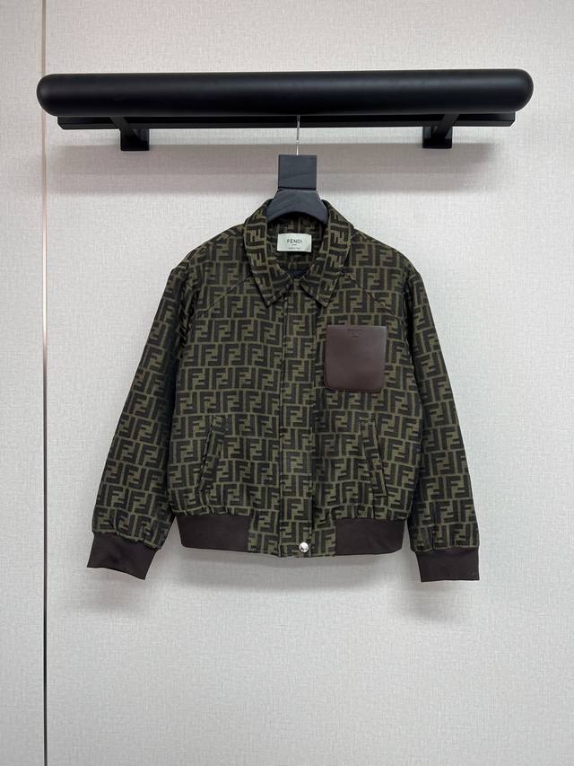 高品质Fendi*2025秋冬装新款夹克外套，提花面料高端大气 定制皮标 里布夹棉 单色Sml.