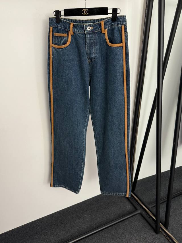 款号20257429 Miumi*新款 拼色包边高腰显瘦牛仔长裤，蓝色，Sml， M码：腰围72，长106 .