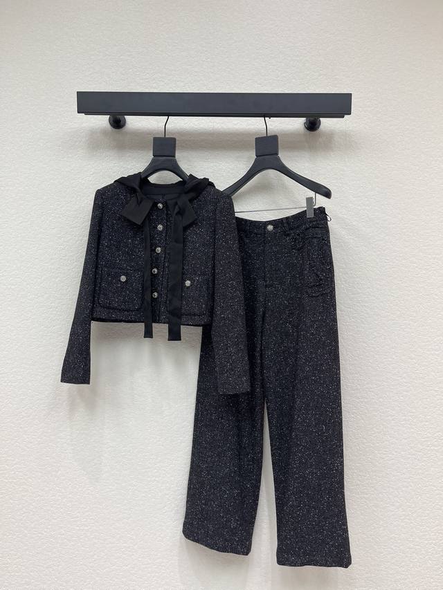 Chane*25秋冬新品甜美蝴蝶领结连帽编织外套+直筒长裤套装 重工绣花手工拔毛须 超柔里布长裤裤里设计 一种新的小香风穿搭 甜酷小香风真的好减龄 连帽款真的特