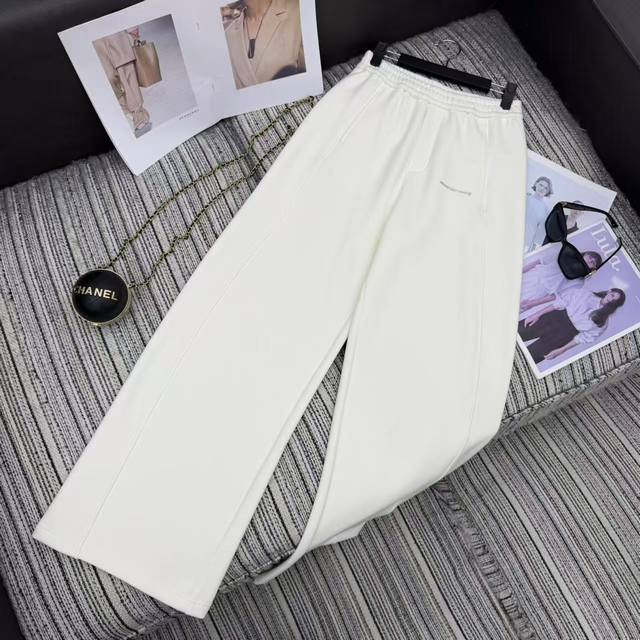 强烈推荐 25年早秋冬系列 Alex*新款弯刀松紧腰阔腿裤 烫钻字母设计 三色Sml