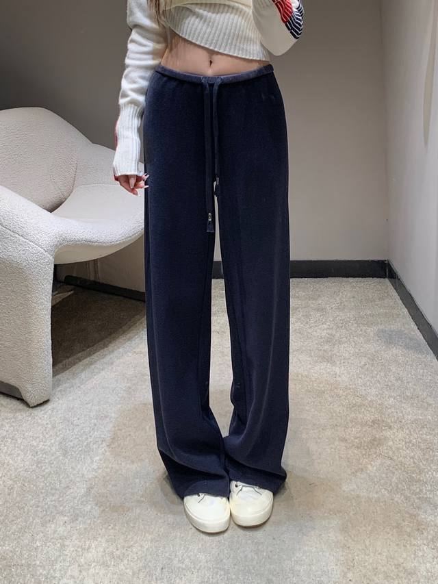 Cha*El 25K高级手工坊系列 抽绳休闲羊毛阔腿裤丨独家Yb开发！高版出品！甄选细腻羊毛混纺面料，质地软糯且垂坠感绝佳，腰头采用撞色绒面拼接+抽绳设计，抽绳