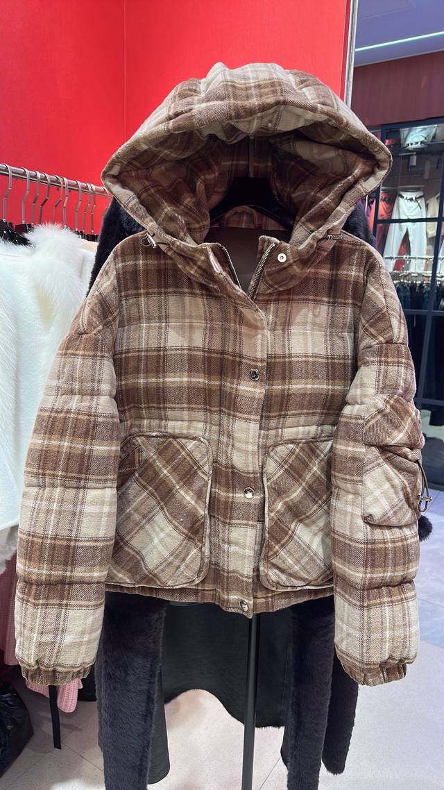 一件时尚的滑雪服来咯 嘎嘎保暖 码数S Mp Lp Xl