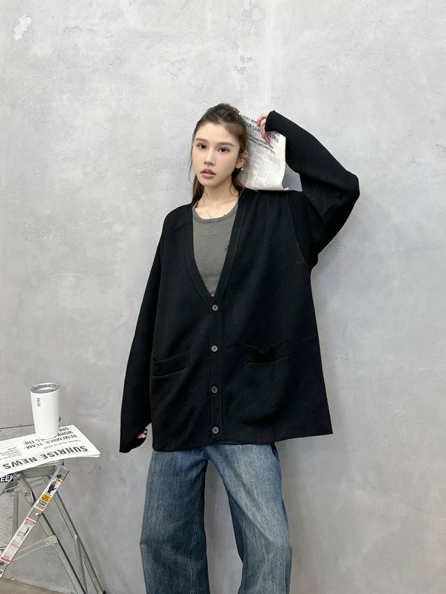 巴黎 ｜ 新款提花开衫，羊毛提花面料，休闲时尚款式，男女同款，尺码Sml