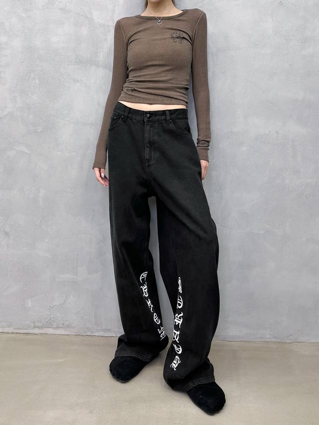 克罗心 ｜ 新款牛仔裤，成衣洗水加对称刺绣工艺，保暖加绒牛仔布，男女同款，尺码Sml