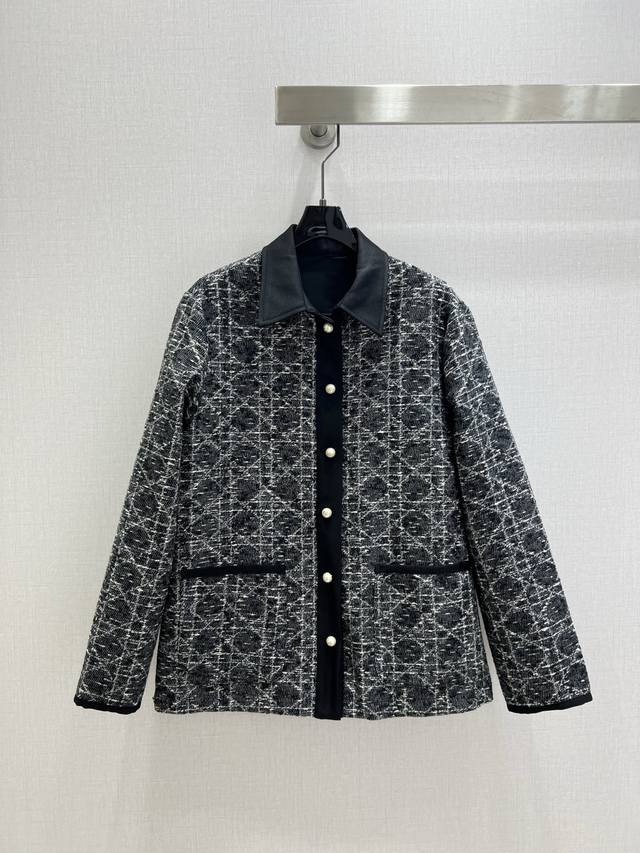 强烈推荐 Dio*2025秋冬新款 翻领双口袋粗纺外套 进口材质 轮廓微挺阔 重磅高货 穿着舒适 更具有型 一款完全不挑人穿着的衣型 复古名媛风 2个色 S-M