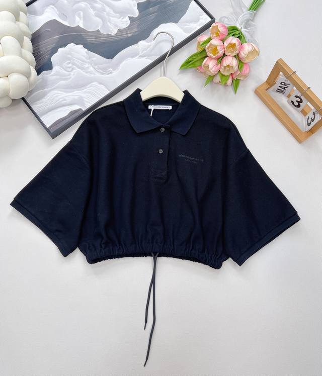 Alexander Wang 25Ss春夏王炸套装来袭！刺绣字母短款抽绳翻领T恤休闲裤裙，独家Yb开发高定版 定制精纺纯棉面料，质感细腻又挺括，透气舒适适配春夏