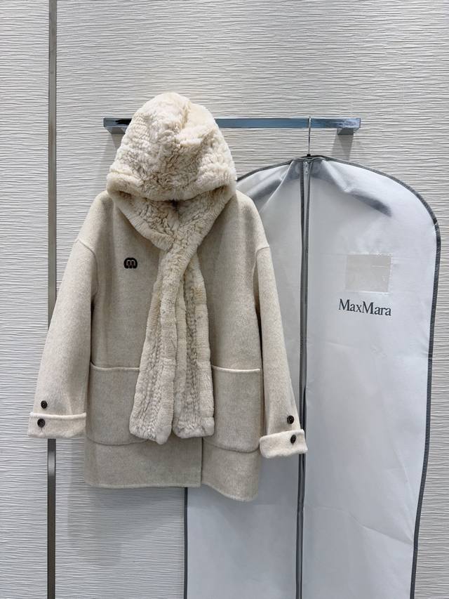 原单品质渠道狠货Max Mar*A双面羊绒大衣 高衣品的宝宝 30％羊绒70％羊毛可拆卸獭兔毛 纯手工制作！高品质、气质女神、优雅时尚的都市女性魅力 女王气场