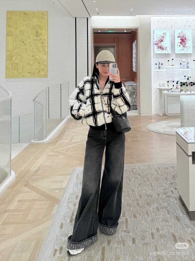 裤子 大爆款Dio*新款 高端定制洗水牛仔棉面料、内里通体老花Logo字母印花、后背皮革小标装饰高腰显瘦百搭阔腿牛仔裤长裤！灰色， M码：腰围68无弹力，裤长1