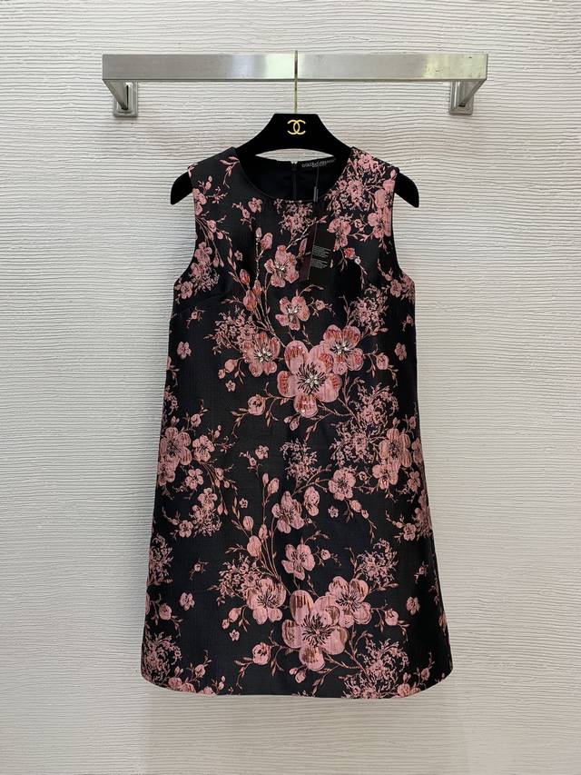 杜嘉班纳Dg*新款 高端定制提花面料版型挺括有型！满身花枝花朵提花高级感前片重工镶钻钉珠装饰小A版型百搭时尚无袖背心宴会礼服裙连衣裙！ S码：胸围84，裙长86