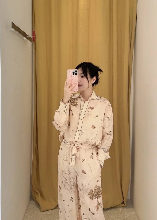 Zimmerma*N 兹默曼澳洲品牌 高端定制飞鸟树木图案印花气质两件套装！宽松版百搭系扣翻领长袖衬衣抽绳松紧腰宽松阔腿裤长裤！1.2.3.4 Smlxl 2码