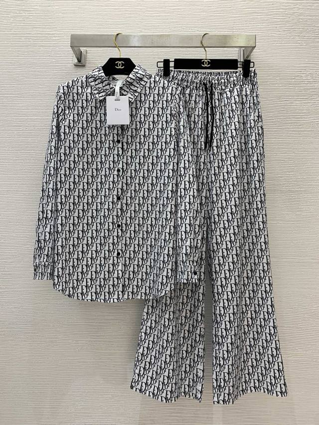 Dio*新款字母Logo印花时尚两件套装！宽松版系扣翻领长袖衬衣松紧腰侧插口袋宽松阔腿裤长裤！ S码：肩宽39，胸围98，袖长60，衣长73；腰围66松紧，裤长