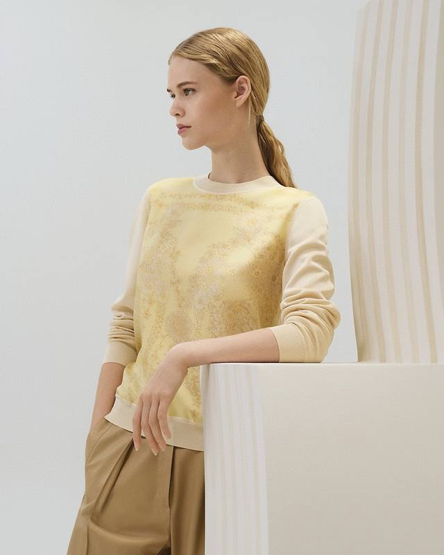 Hermè*新款 高端定制前片19姆米100%真丝斜纹绸拼接后片羊毛混纺针织面料、花卉图案印花圆领套头长袖针织衫上衣!绿色、黄色、粉色、黑色、 M码:肩宽38, Hermè*新款 高端定制前片19姆米100%真丝斜纹绸拼接后片羊毛混纺针织面料、花卉图案印花圆领套头长袖针织衫上衣!绿色、黄色、粉色、黑色、 M码:肩宽38,