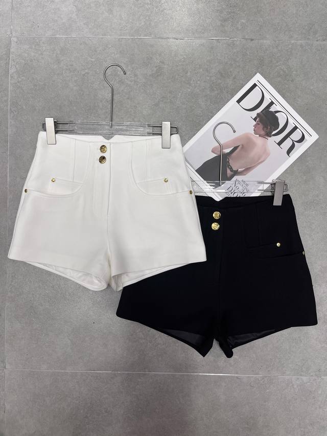 2025新款 金扣显瘦短裤 羊毛混纺面料 品质超好 版型超赞 Size: S- L