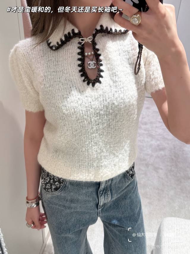 Chane* 2025Fw秋冬滑雪系列 蝴蝶结毛衣：这季小香Coco Neige滑雪系列里超火蝴蝶结毛衣，1:1Yb定制面料，亲肤软糯，毋庸置疑的爆款，小镂空设