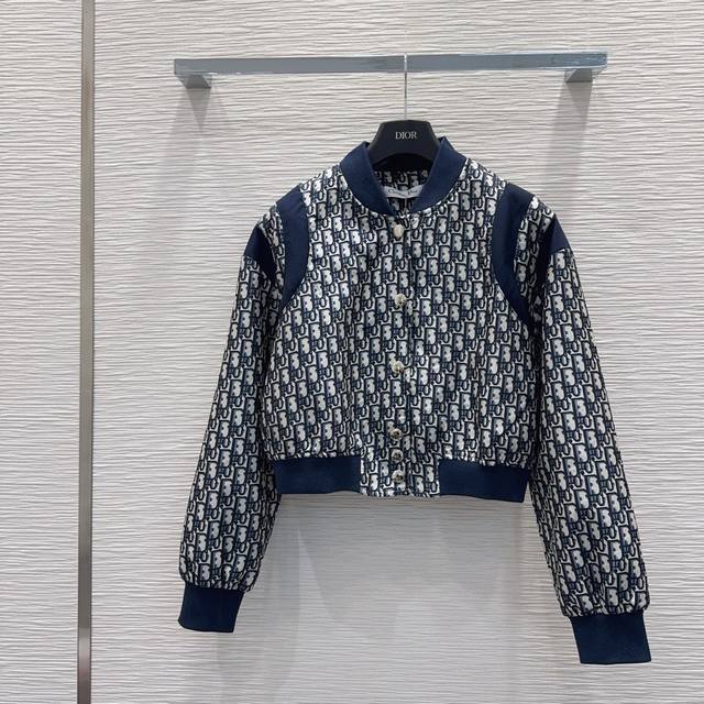 Christian Dio* 2025Fw新款外套 提花面料 经典又有型 各种都能完美驾驭～高级成衣做法，细节美到爆！精美又日常，轻松驾驭！质感棒棒哒！减龄 时