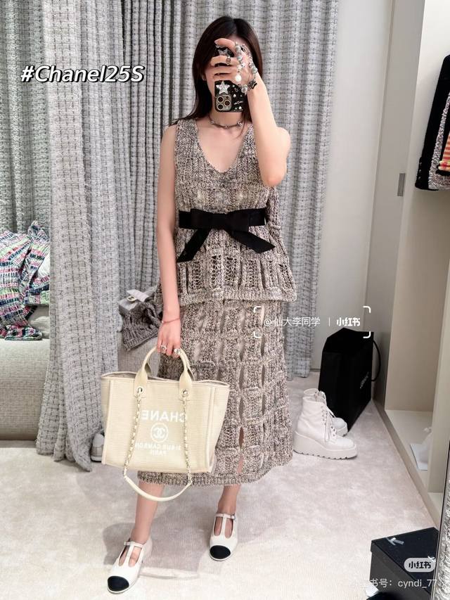 上衣 Chane*L新款 高版本1:1定制夏日单品！白富美气质时尚重工艺镂空网状编织蝴蝶结腰带收腰无袖背心V领针织上衣！粉色、花卡其、36.38.40 38码：