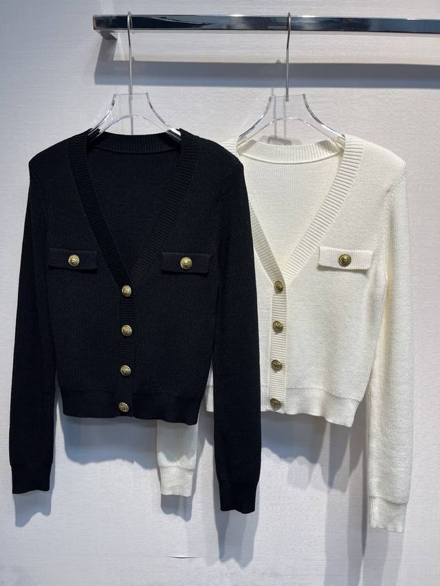 2025秋冬新款 金扣提花V领羊毛开衫 时尚百搭 Size: S- L