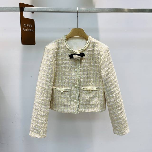 新款高端定制小香风菱格纹修身短款保暖羽绒服外套上衣Sml