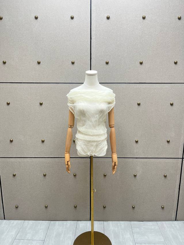 压褶不规则领上衣！Sml