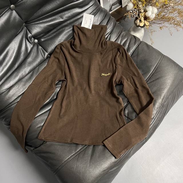 25秋冬新款打底衫 高领打底衫，黑 咖 奶白都是秋冬高级感色 系～贴身穿巨舒服！高领设计既能挡风保暖，百搭款3色Sml