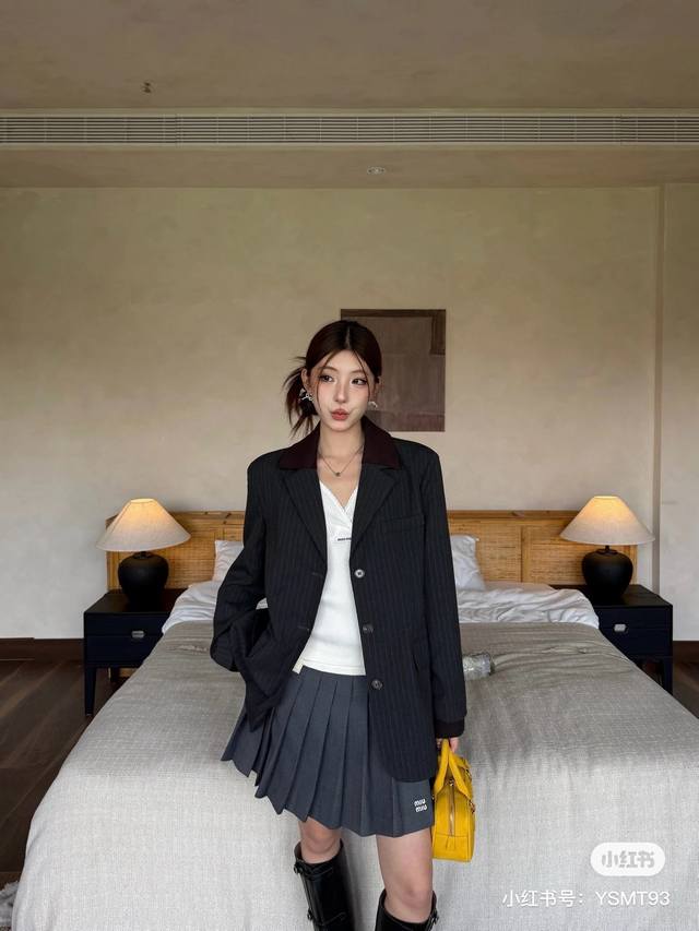 25新款系字母刺绣条纹翻领撞色宽松百搭减龄西装外套经典系列款宽松版型领口可拆卸十拿十补Sml