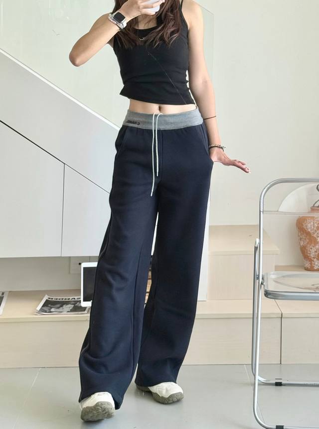 25新款 高端针织 毛料复合布料 设计腰部烫 Logo 设计简约时尚满满 直筒裤蓝色 杏色，Sml