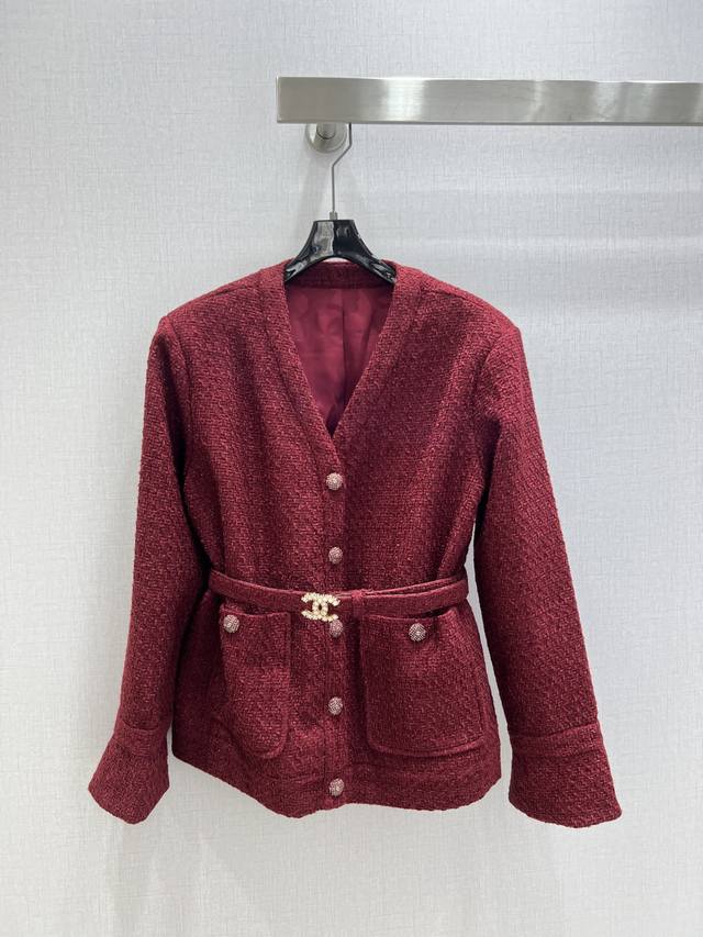 强烈推荐 Chan* 2025秋冬最新款小香风编织外套绝美高级亮片编织面料实物超美 立体肌理感精致感满满 上身自带一种高贵气质 定制3D立体剪裁版型巨显瘦 实穿