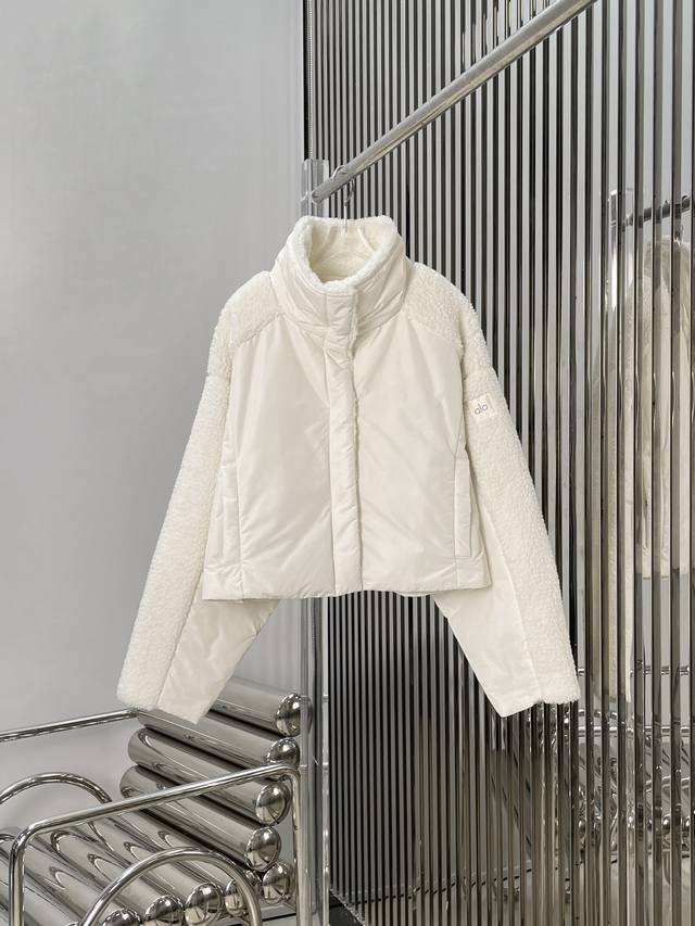 实拍图！最新Alo 25New 摇粒绒拼接棉服外套。尺码：Sml 。