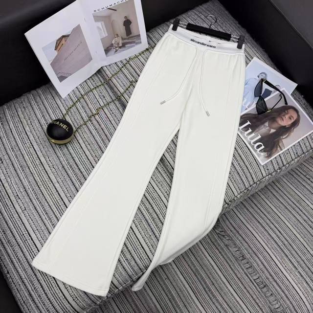 强烈推荐 25年早秋冬系列 Alex*新款字母松紧腰喇叭休闲裤 烫钻字母口袋点缀 加绒保暖 三色Sml