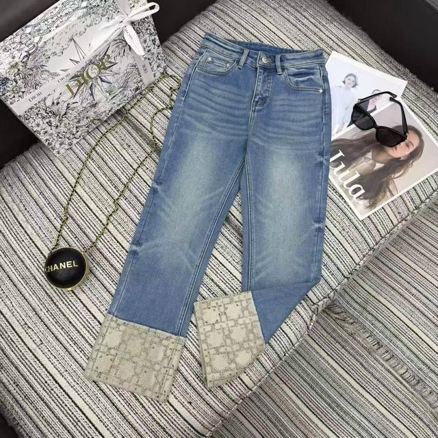 强烈推荐 25年早秋冬系列 Dio*新款重工订珠裤脚小脚牛仔裤 抓绒保暖 两色Smlxl