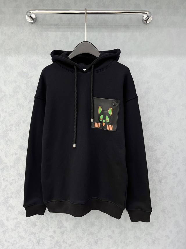 爆款现货 原版定制 Loew*｜25经典带帽拼皮带帽卫衣 干净利落的裁剪，落肩宽松慵懒版型 面料挺阔有型，袖口弹力螺纹设计 多种穿搭 宽松舒适无束缚感，满满的随