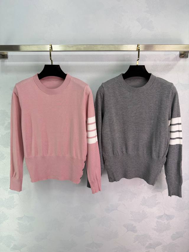 Tb*25早秋新款经典四道杠针织衫，左臂标志设计超有辨识度4色3码Sml T226B