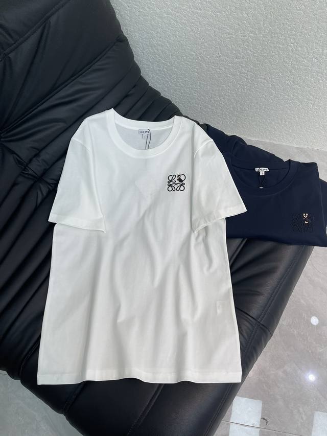 Loew*26早春新品联名限定猫咪刺绣短袖T恤 纯棉面料 高密度时髦运动风 每个日常的穿搭 俏皮减龄充满元气的设计元素 高品质 尺码Sml Aa