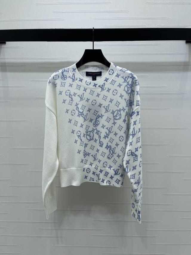 上新原单高端品质Louis Vui*Ton 2025秋冬最新系列！印花字母针织上衣！定制羊绒羊毛纱线织造，质感高级，舒适柔软，圆领套头毛衣剪裁，平针细腻肌理，大