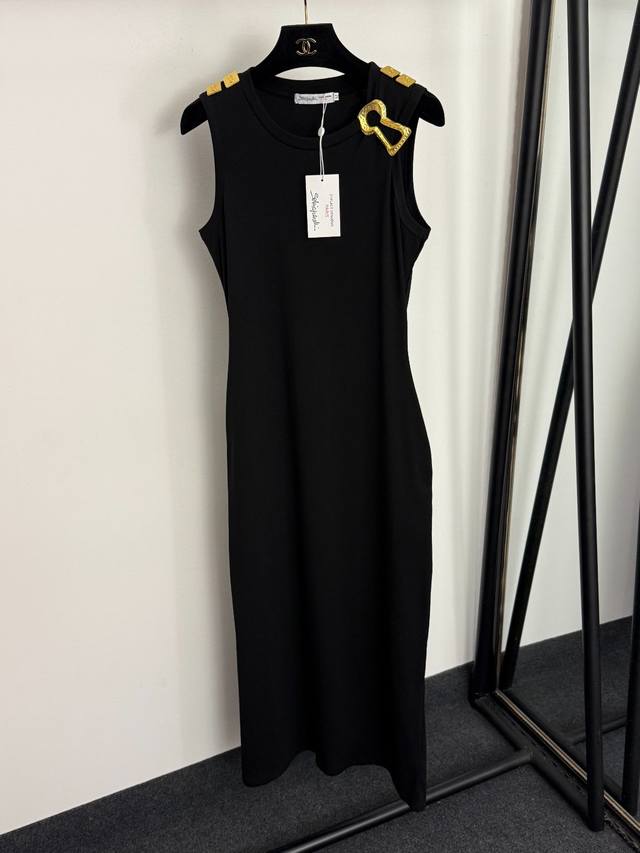 款号20257882 Schiaparelli*新款 金属钥匙孔袖针 金属扣装饰背心连衣裙，白色，灰色，咖色，黑色，S-Xl， M码：胸围78，长128；重量：