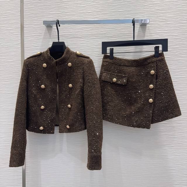 Balmai*N2025Fw新款套装 经典造型 一眼就爱上了，版型设计能很好的修饰颈部线条，上身气质立马提升，定制纽扣，版型上身巨好看，颜色超显白 Sml Xl