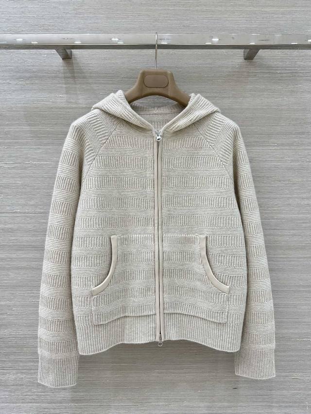 独家首发高端原单品质 Lp老钱风穿搭，秋冬新品，高级色系气质羊绒外套！可与系列裤子一套搭配品质控必入！原版定染纱线很高级的色调。100%进口羊绒纱线质感无敌赞！